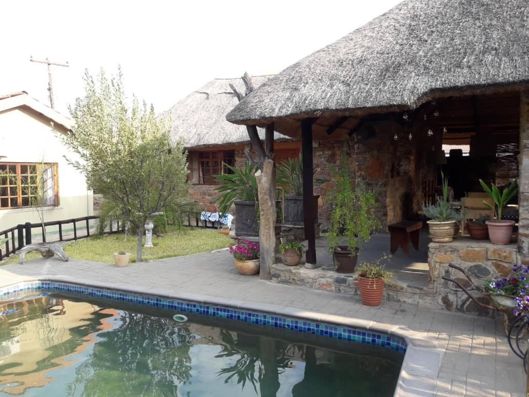 A New Earth Guest Lodge Francistown Exterior foto